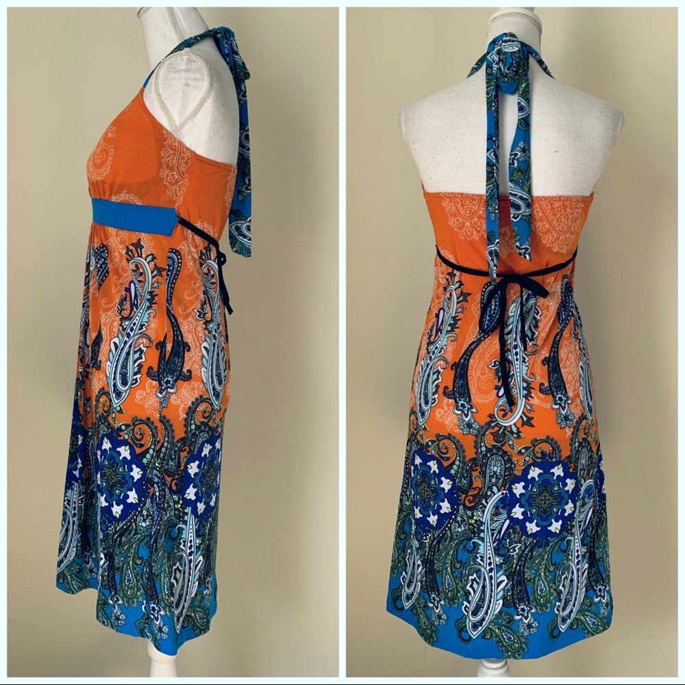 3 for $15 🔴 NWT Orange paisley halter-neck dress